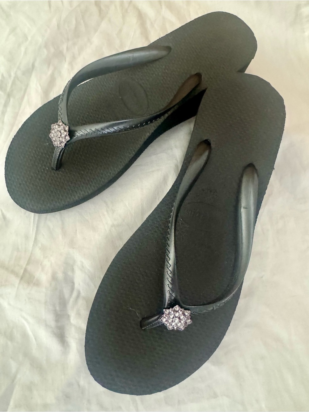 Vintage Havaianas wedge flip-flops embellished with Swarovski crystals - 6
